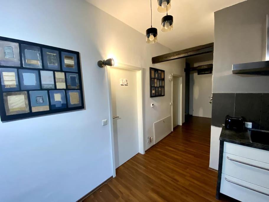 12: Privatzimmer Fuer Reisende Durch Koblenz 科布倫茨 外观 照片