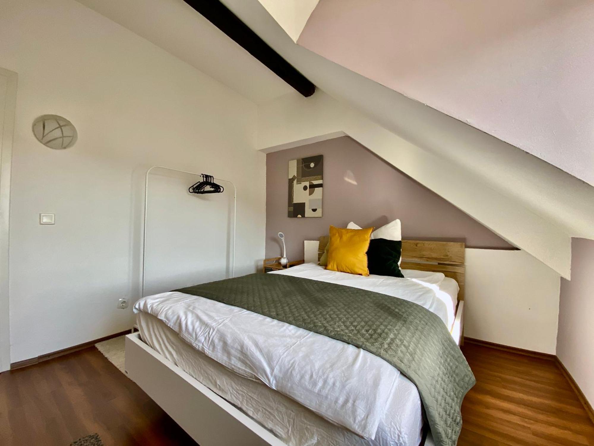 12: Privatzimmer Fuer Reisende Durch Koblenz 科布倫茨 外观 照片